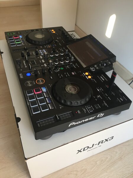 Pioneer DJ OPUS-QUAD, Pioneer XDJ-RX3, Pioneer XDJ-XZ, AlphaTheta XDJ-AZ