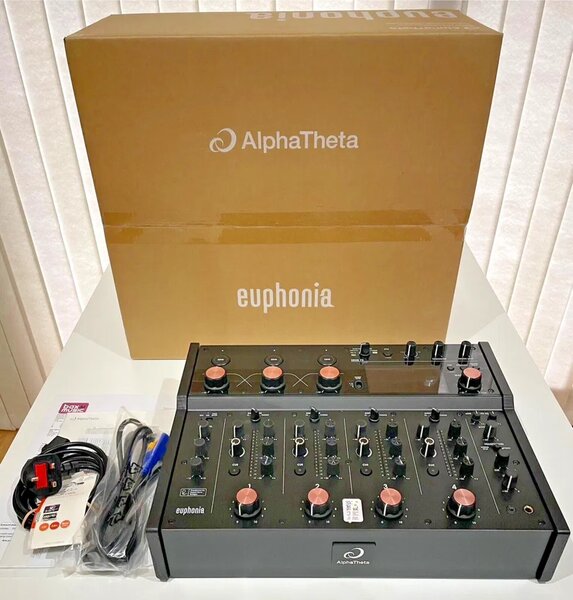 Pioneer DJ OPUS-QUAD, Pioneer XDJ-RX3, Pioneer XDJ-XZ, AlphaTheta XDJ-AZ
